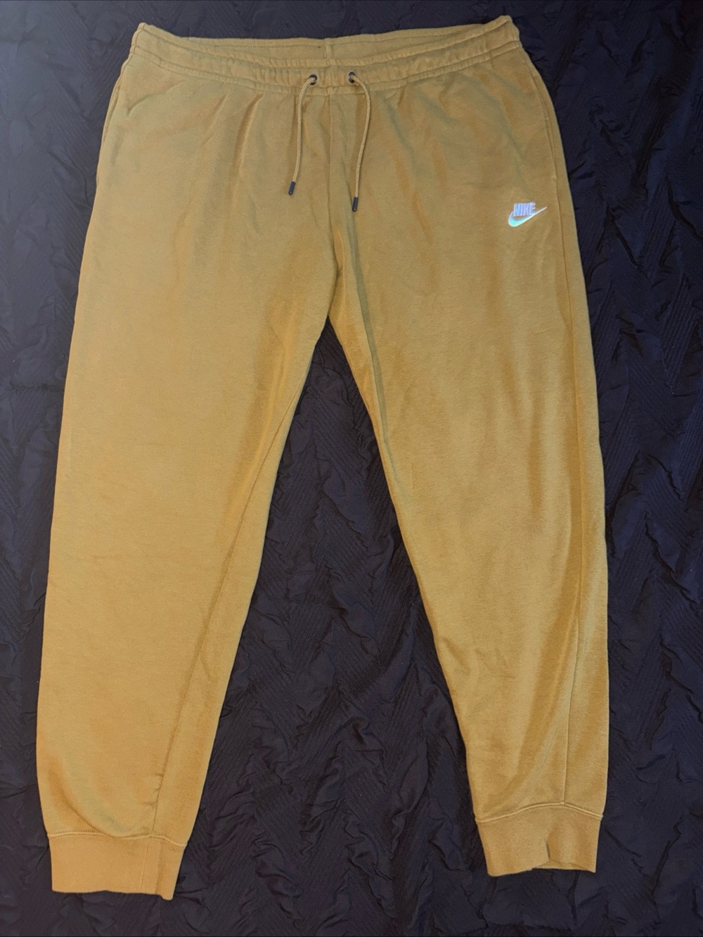 Nike sportswear club fleece men’s joggers Olive Green Men’s XL